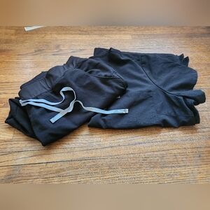 4XL/P FIGS Black Joggers (Top free)